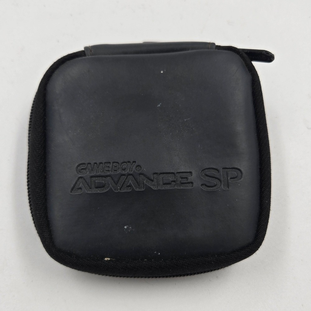 Nintendo GameBoy Advance SP Black Hardshell Carrying Case RDS Industries Clip On